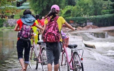 Yangshuo Cycling Travel Guide for Foreign Tourists