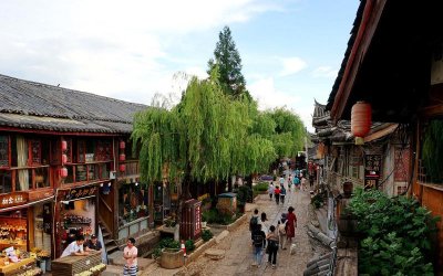Shuhe Ancient Town Travel Guide: How to Explore Lijiang’s Hidden Gem