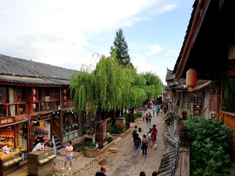 Shuhe Ancient Town Travel Guide: How to Explore Lijiang’s Hidden Gem